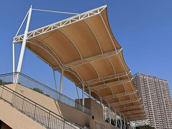 武漢洪山高級中學PTFE看臺膜結構